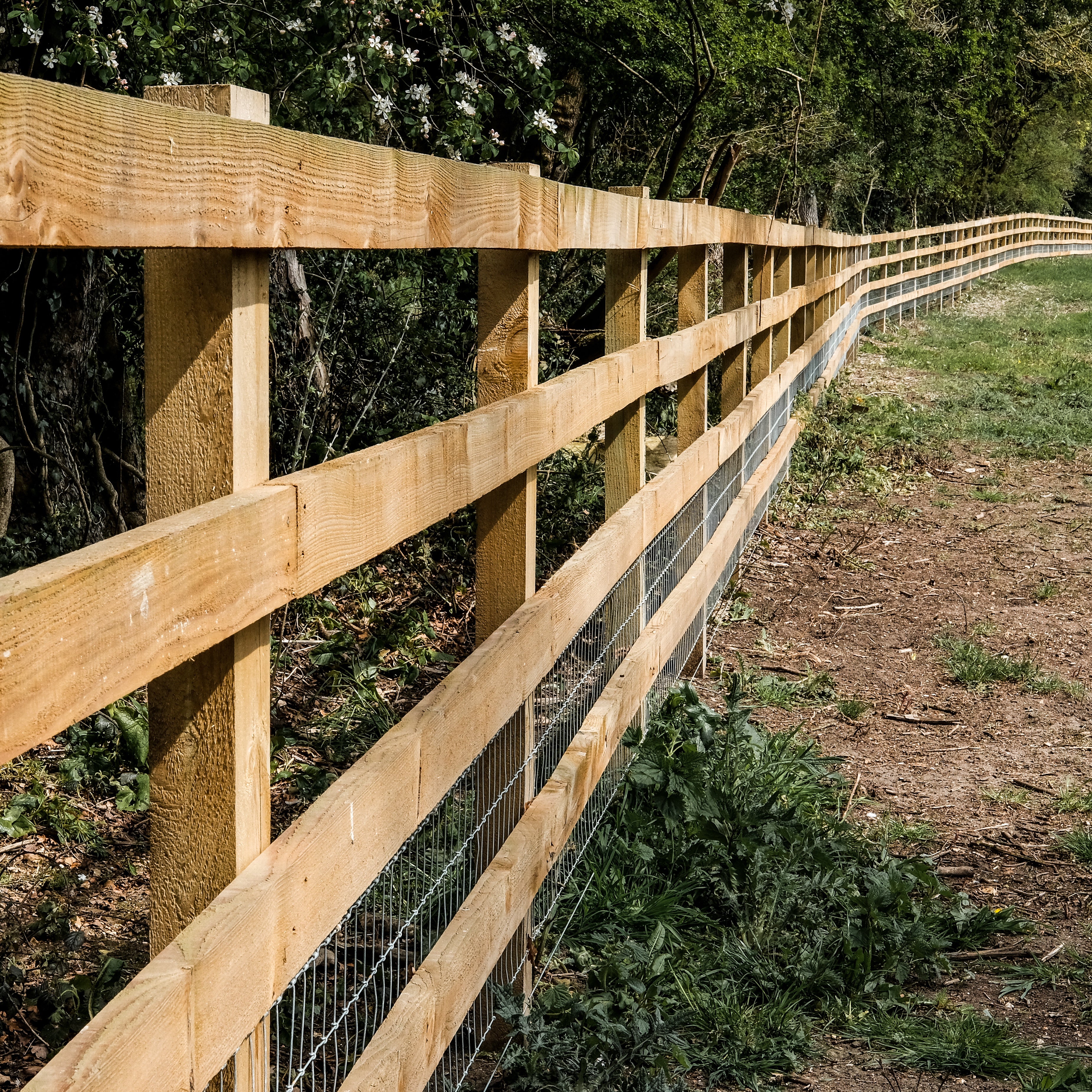 Post & Rail - Crestala Fencing Centre