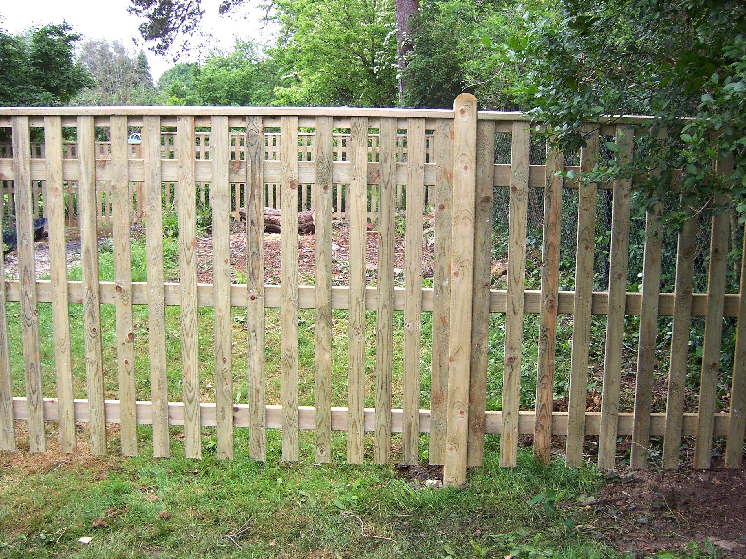 Palisade Railing Not Sure What Picket materials you need - We Can Help! – Crestala ...