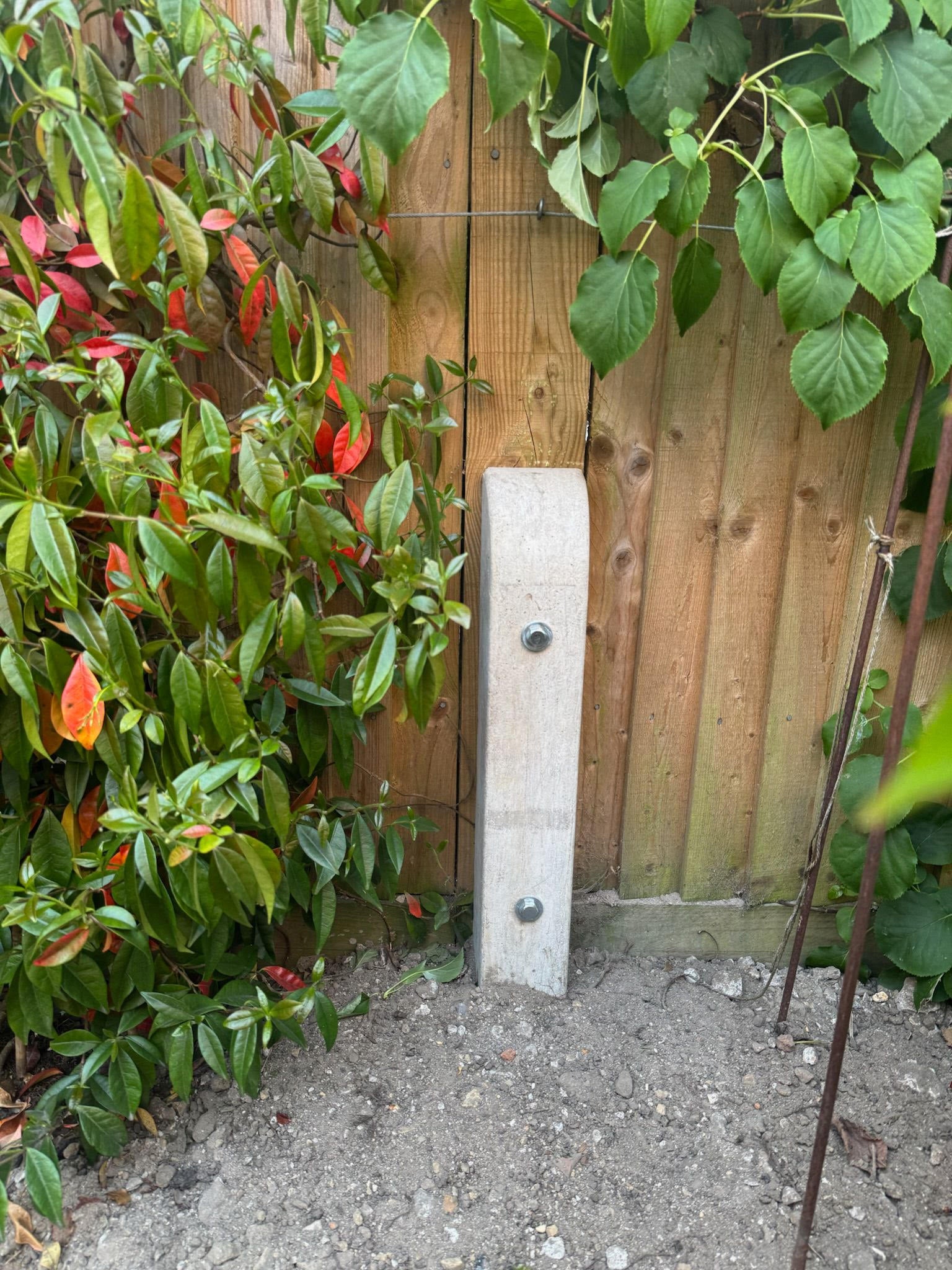 Concrete Repair Spurs for Wooden Posts rotted at ground level ...